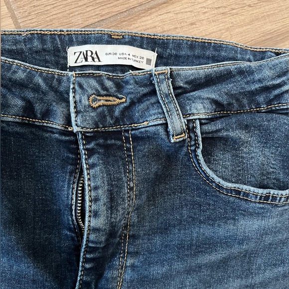 Zara Blue jeans - Picture 2 of 4